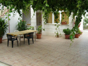 Apartments Marija - free parking